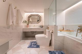 Chic 1BR |5 min BTS, 2 min to spa|500Mbps&bath-tub - 4