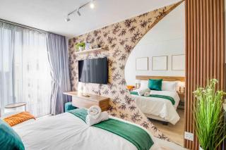 One Rosebank Luxury Escape - 7