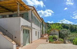 Gorgeous Home In Strettoia - 8