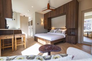 Boutique Studio VO38 - 2