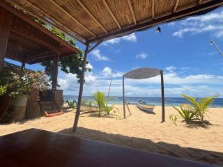 Pantai Naama Bungalow - 9