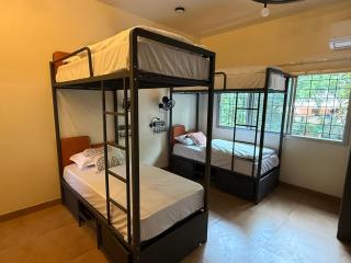 OffDuty Hostel Koregaon Park - 1