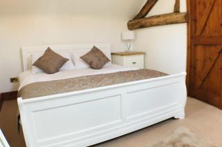 Classy 2 Bed Peak Dist Cottage Barn Alton Towers - 6