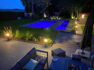 Doppelzimmer in Villa mit Poollandschaft, Sauna, Fitness und Whirpool - 8