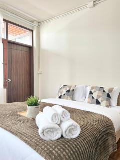 Spacious CityCentre | 500 mbps, King-size, Balcony - 2