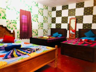 Saman Restaurant - Family House - 2