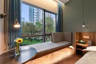 Color and Light Hotel Beijing International Trade Shop - 7