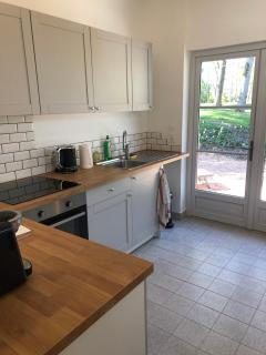 Gîte Vichy - 4 Chambres, situé dans le parc du Château de Charmeil - 5