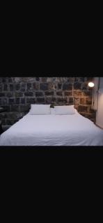 בלב המשק קרוב לנחל - 9