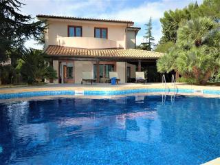 Villa in Valderice with Pool and Garden - 9