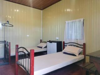 Cabana 5 BnB and a touch of Home - 2