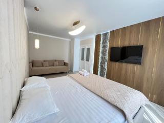 Mod возле ЭКСПО - 1