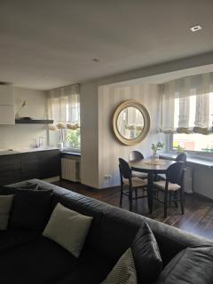 Downtown Boulevard View Residence - 0