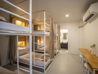 Mama Hostel & Tours - 1