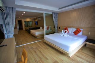 Platinum Hotel and Apartments - 8