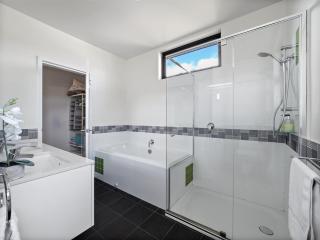 Bonnie View - Upstairs Studio Retreat for two - 1