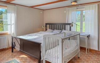 2 Bedroom Amazing Apartment In Flisby - 6