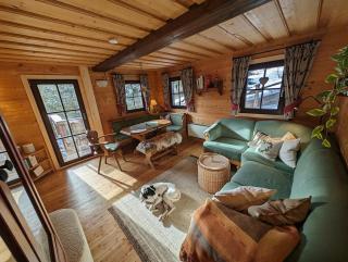 Sechszirbenhütte am Falkert 1700 m - 3