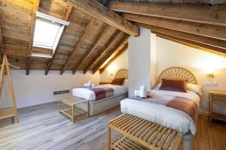 Modern duplex courtyard -2Bedrooms 2Baths - 1