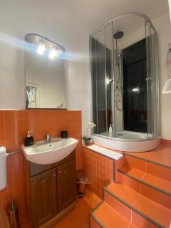 Three Rivers Apartments - private free parking, self check-in - 1