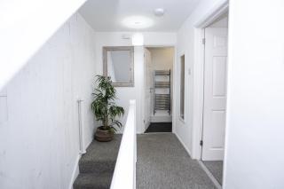 St Ives Holiday Cottage with Parking – Coastal Retreat - 1