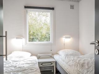 Holiday Home Lökea - 800m from the sea by Interhome - 4