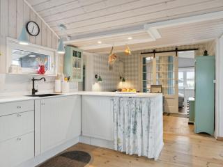 Holiday Home Aruna - 200m from the sea by Interhome - 6