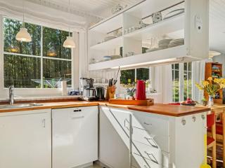 Holiday Home Eimi - 1-5km from the sea by Interhome - 7