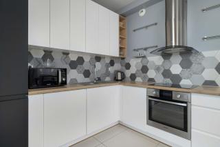 Apartament z 2 Sypialniami Kraków Parking Blisko Tauron Arena by Noclegi Renters - 7