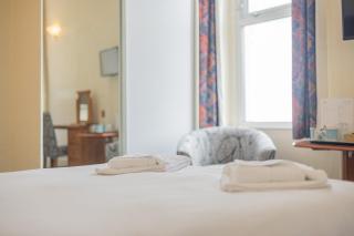 Falcon's Nest Hotel - 8