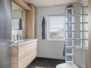 Holiday Home Elline - 200m from the sea by Interhome - 1