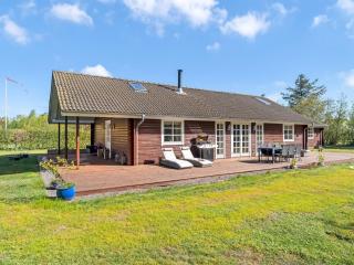 Holiday Home Elsabet - 600m to the fjord by Interhome - 0