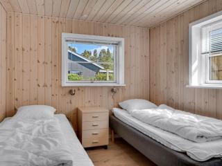 Holiday Home Ebertine - 740m to the fjord by Interhome - 4