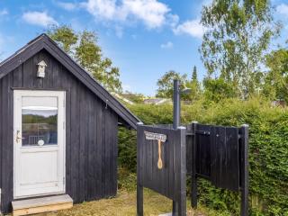 Holiday Home Withger - 20m from the sea by Interhome - 8