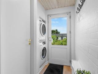 Holiday Home Erle - 830m from the sea by Interhome - 9