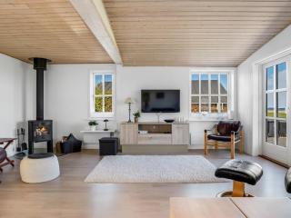 Holiday Home Welma - 200m from the sea by Interhome - 1