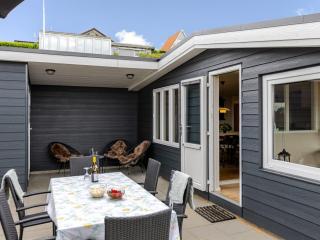 Holiday Home Gyda - 350m from the sea by Interhome - 5