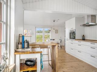 Holiday Home Thine - 250m from the sea by Interhome - 2