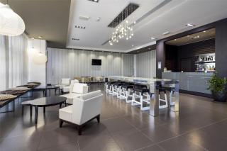 Best Western Premier CHC Airport - 7