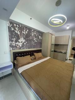 Apartemen Anderson 08 Pakuwon mall Luxury Studio Apartment Connecting Mall, Pool & City View - 2