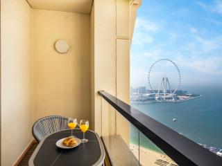 JBR's Luxury 2BDR with Dubai Eye, Palm & Marina Views - Direct Beach Access - 9