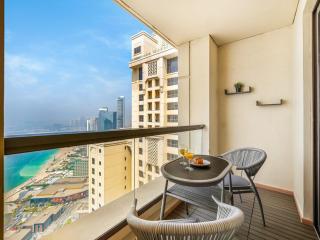 JBR's Luxury 2BDR with Dubai Eye, Palm & Marina Views - Direct Beach Access - 2