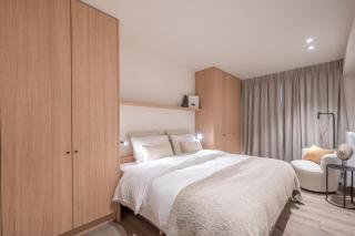 Luxurious Escape by the Sea - 4