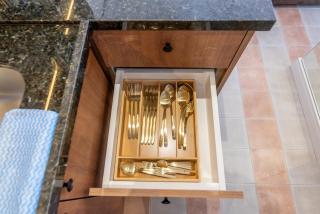 Connect by LikeHome - 6