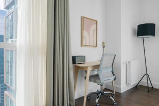 Blueground Canary Wharf open plan nr Wharf LON-164 - 7