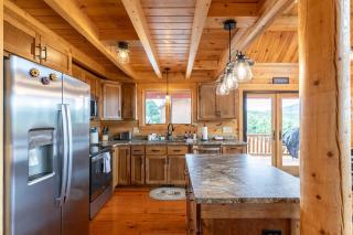 Chasing Clouds Cabin - 1