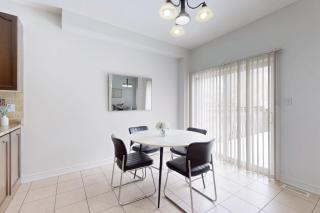 Charming 4-bed Home Away From Home in Brampton, ON - 8