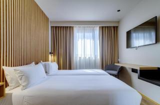 room Select Porto - 7