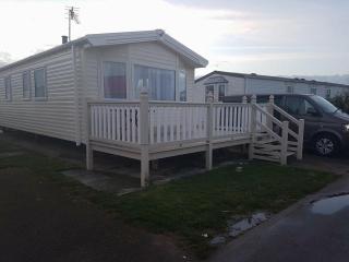 Coastfield Holiday Village - Holiday Accommodation 4562 - 2