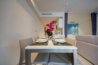 Mercury 317 - 2x Free Pool Access & Shopping Mall - 5